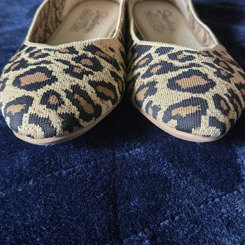 Skechers Cleo Claw-some Animal Leopard Print Flats Size 10M - Picture 2 of 7